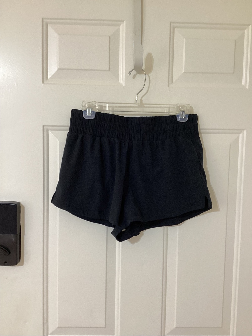 Varley Black Elastic-Waist Athletic Shorts